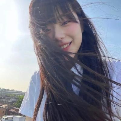 雏燕知恩报春来